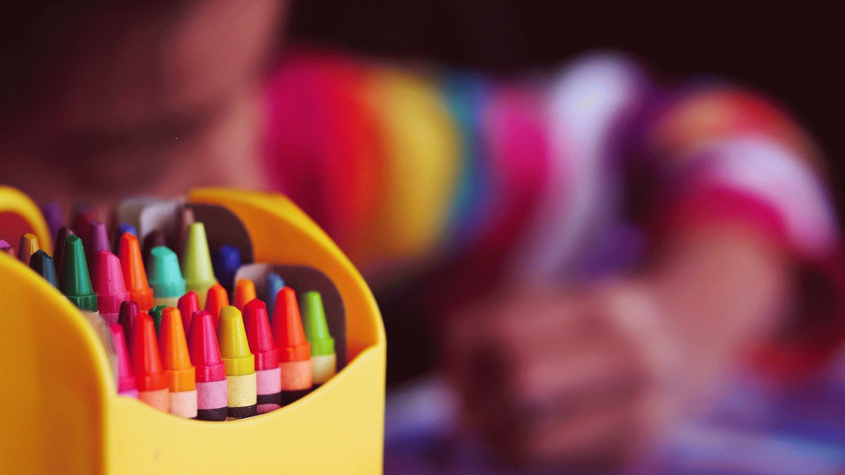 Crayons multicolores pour les enfants
